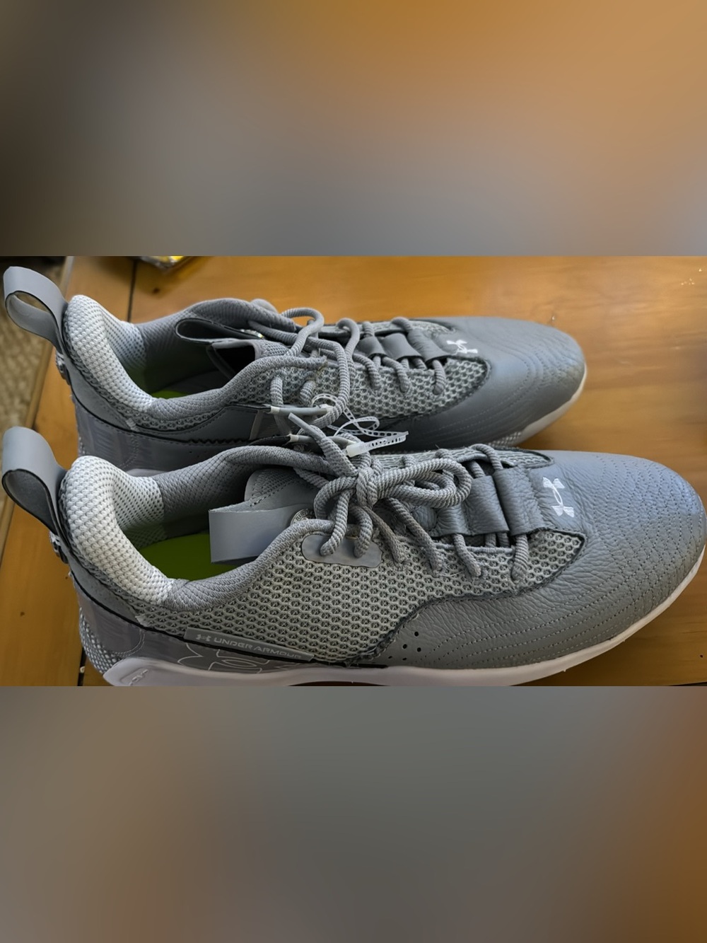 Under Armour Baseball Cleats Men's Gray Mesh Training